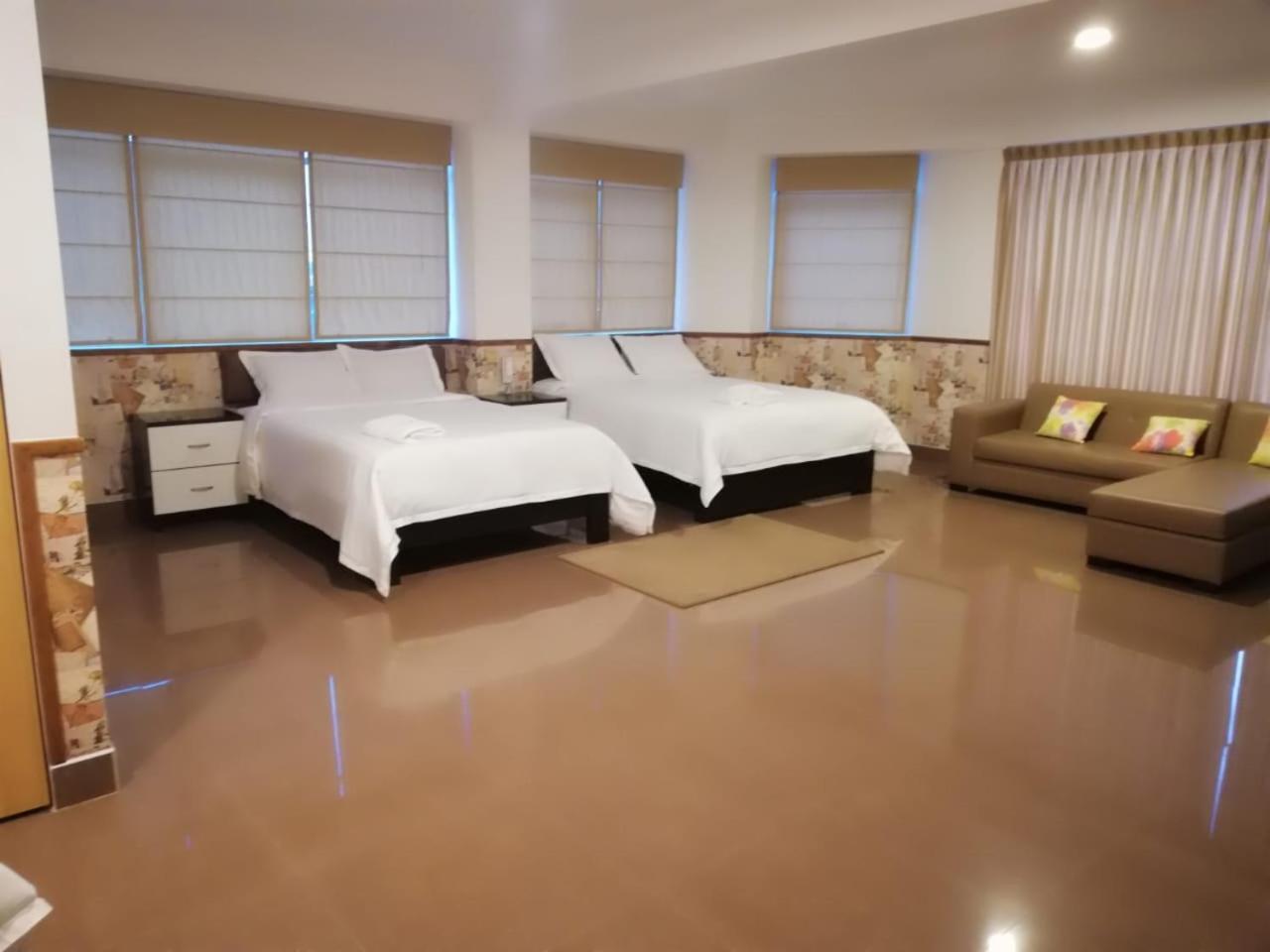 Hotel Costa Riviera Mala 外观 照片